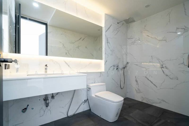 Townhouse Area Sukhumvit 15, Bangkok, Khlongtoei Nua, Watthana, Bangkok, 4 Bedrooms, 250 sqm, Townhouse For Sale, by Eastblue Horizon, 500177817 - DDproperty.com