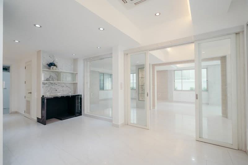 Townhouse Area Sukhumvit 15, กรุงเทพ, คลองเตยเหนือ, วัฒนา, กรุงเทพ, 440 ตร.ม., ทาวน์เฮ้าส์ ขาย, โดย Eastblue Horizon, 500177842 - DDproperty.com