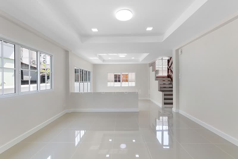 For Sale - The Emerald Garden & Sport Club, Nonthaburi