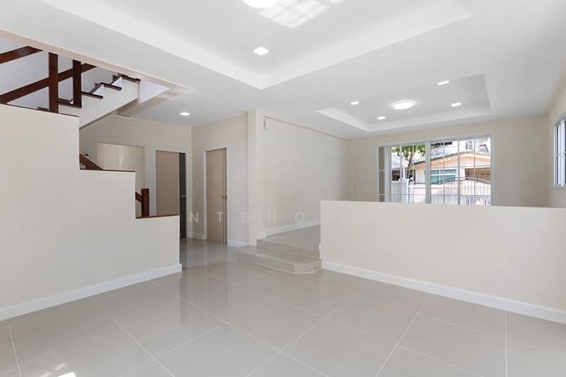 The Emerald Garden & Sport Club : ดิเอมเมอรัล การ์เด้น & สปอร์ตคลับ, นนทบุรี, ถนน ราชพฤกษ์, บางพลับ, ปากเกร็ด, นนทบุรี, 200 ตร.ม., บ้านเดี่ยว ขาย, โดย NTBHOME, 500177863 - DDproperty.com