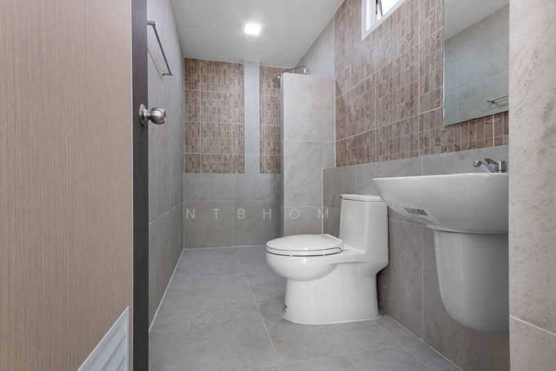 For Sale - The Emerald Garden & Sport Club, Nonthaburi