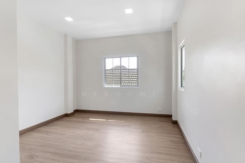 For Sale - The Emerald Garden & Sport Club, Nonthaburi