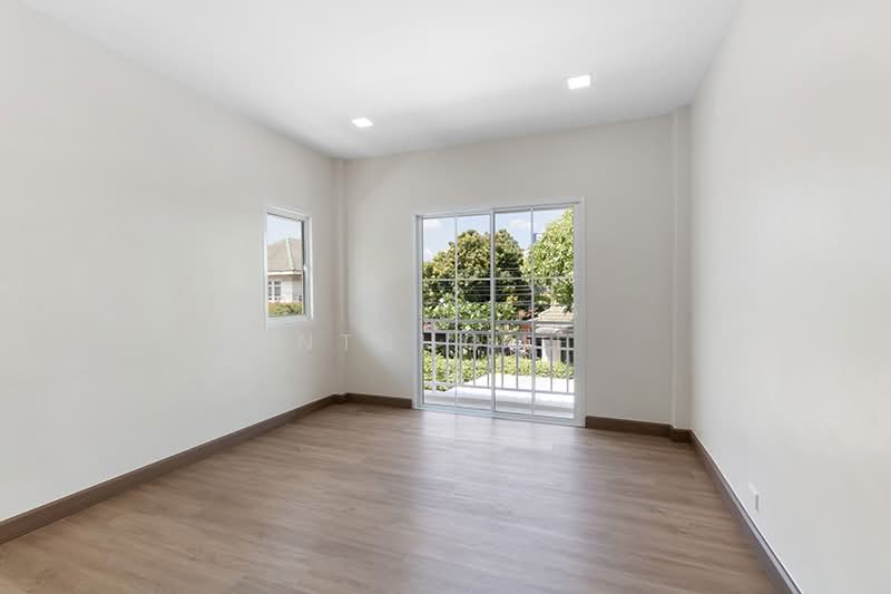 The Emerald Garden & Sport Club : ดิเอมเมอรัล การ์เด้น & สปอร์ตคลับ, นนทบุรี, ถนน ราชพฤกษ์, บางพลับ, ปากเกร็ด, นนทบุรี, 200 ตร.ม., บ้านเดี่ยว ขาย, โดย NTBHOME, 500177863 - DDproperty.com