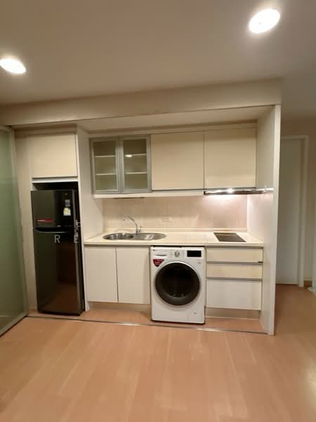 The Bangkok Sab Condominium, Bangkok, Si Phraya, Bang Rak, Bangkok, 1 Bedroom, 54 sqm, Condo For Rent, by Forty-Six Real Estate Group, 500177869 - DDproperty.com