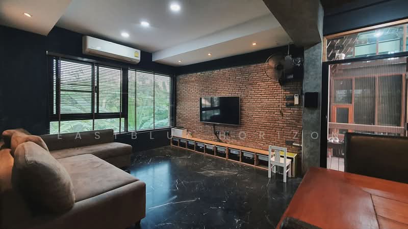 For Sale - Home Office Area Ladprao, Bangkok