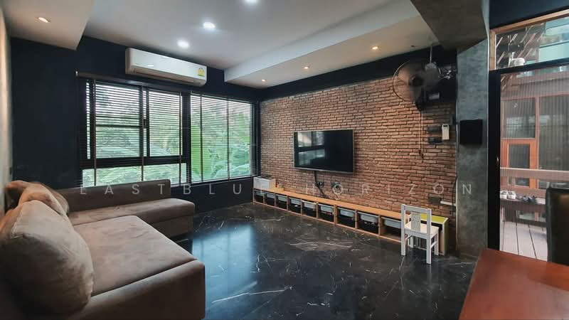 For Sale - Home Office Area Ladprao, Bangkok