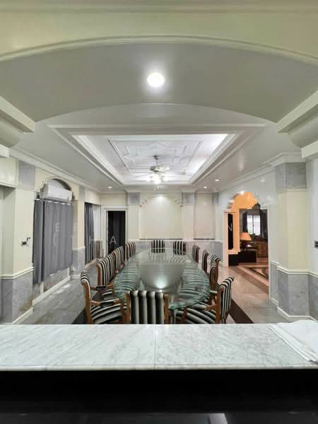 Baan Sukhumvit 14, Bangkok, 1/1 Soi Sukhumvit 14, Khlong Toei, Khlong Toei, Bangkok, 9 Bedrooms, 680 sqm, Condo For Rent, by ERA Holding (Thailand) Co., Ltd., 500177879 - DDproperty.com