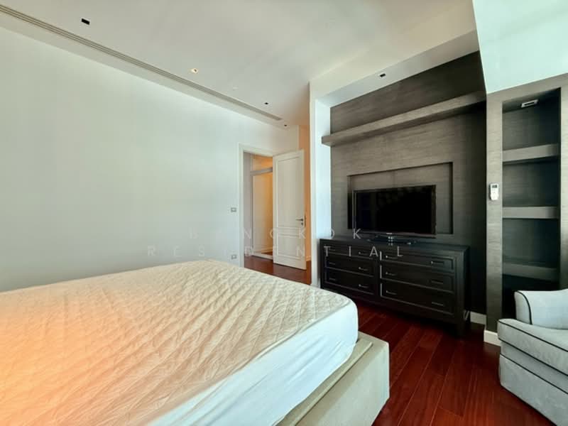 Le Raffine Sukhumvit 39, Bangkok, Soi Sukhumvit 39, Khlong Tan Nua, Watthana, Bangkok, 3 Bedrooms, 360 sqm, Condo For Rent, by Bangkok Residential, 500177880 - DDproperty.com