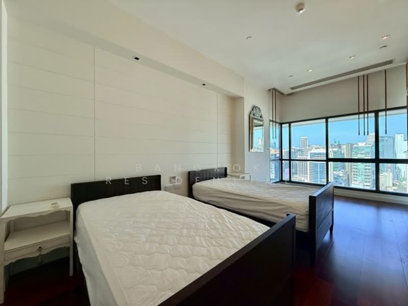 Le Raffine Sukhumvit 39, Bangkok, Soi Sukhumvit 39, Khlong Tan Nua, Watthana, Bangkok, 3 Bedrooms, 360 sqm, Condo For Rent, by Bangkok Residential, 500177880 - DDproperty.com