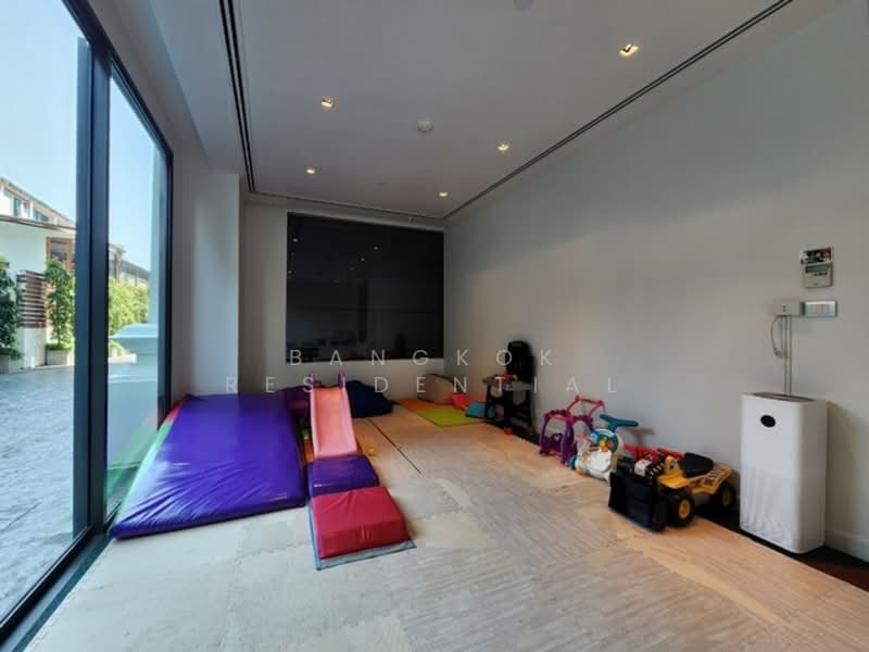 Le Raffine Sukhumvit 39, Bangkok, Soi Sukhumvit 39, Khlong Tan Nua, Watthana, Bangkok, 3 Bedrooms, 360 sqm, Condo For Rent, by Bangkok Residential, 500177880 - DDproperty.com