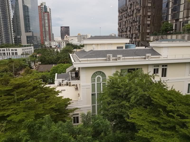 Plus 38 Hip, Bangkok, 5 Soi Sukhumvit 38, Phra Kanong, Khlong Toei, Bangkok, 1 Bedroom, 34 sqm, Condo For Sale, by Connex Property, 500177896 - DDproperty.com