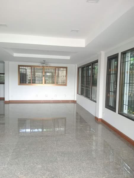 Supalai Grand Lake, Bangkok, Khum Klao Road, Saen Sab, Min Buri, Bangkok, 3 Bedrooms, 275 sqm, Single Detached House For Sale, by Kanokwan Klakhaeng, 500177897 - DDproperty.com