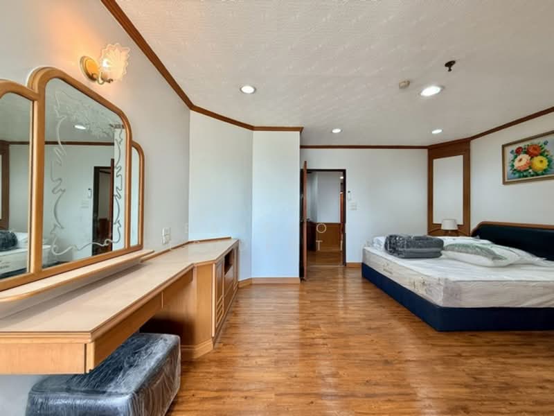 Fifty Fifth Tower, Bangkok, 84 Soi Sukhumvit 55, Sukhumvit Road, Khlong Tan Nua, Watthana, Bangkok, 3 Bedrooms, 275 sqm, Condo For Rent, by Bangkok Residential, 500177901 - DDproperty.com