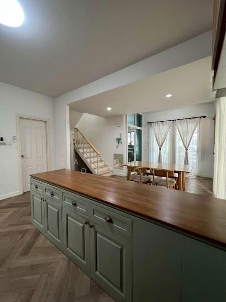 The Village 2 Bangna km.8, Samut Prakan, Soi Mahachai, Bang Na-Trat Road, Bangphli Yai, Bang Plee, Samut Prakan, 3 Bedrooms, 128 sqm, Townhouse For Sale, by Eastblue Horizon, 500177913 - DDproperty.com