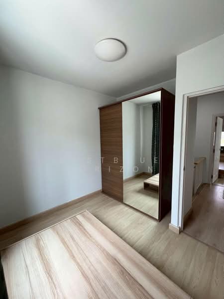 The Village 2 Bangna km.8 : เดอะ วิลเลจ 2 บางนา กม.8, สมุทรปราการ, ซอยมหาชัย ถนนบางนา-ตราด, บางพลีใหญ่, บางพลี, สมุทรปราการ, 128 ตร.ม., ทาวน์เฮ้าส์ ขาย, โดย Eastblue Horizon, 500177913 - DDproperty.com