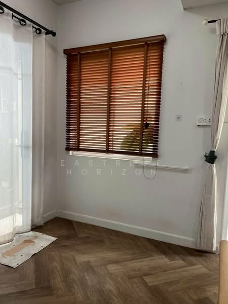 The Village 2 Bangna km.8, Samut Prakan, Soi Mahachai, Bang Na-Trat Road, Bangphli Yai, Bang Plee, Samut Prakan, 3 Bedrooms, 128 sqm, Townhouse For Sale, by Eastblue Horizon, 500177913 - DDproperty.com