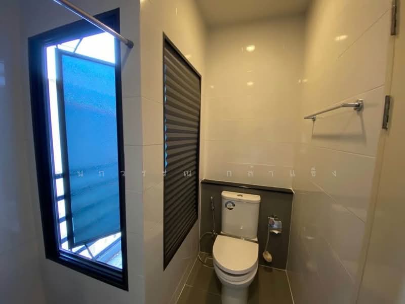 Baan Klang Muang Rama 9-Krungthep Kreetha : บ้านกลางเมือง พระราม 9-กรุงเทพกรีฑา, กรุงเทพ, ซอยกาญจนาภิเษก 23, สะพานสูง, สะพานสูง, กรุงเทพ, 152 ตร.ม., ทาวน์เฮ้าส์ ให้เช่า, โดย กนกวรรณ กล้าแข็ง, 500177922 - DDproperty.com