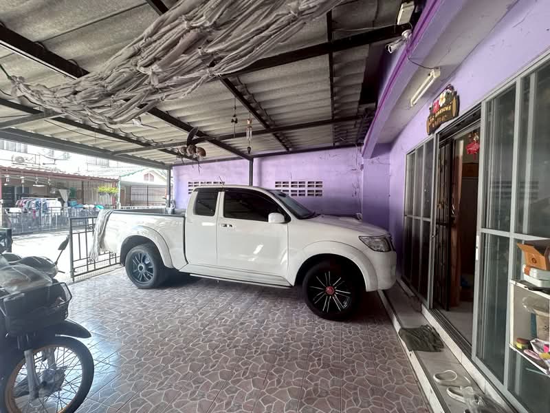 ทาวน์เฮาส์ ประภัสสร กรีนปาร์ค บ่อวิน หลังโรบินสัน บ่อวิน พื้นที่ 30 ตร.วา. หลังหัวมุม, ชลบุรี, บ่อวิน, ศรีราชา, ชลบุรี, 96 ตร.ม., ทาวน์เฮ้าส์ ขาย, โดย คุณป่าน, 500177927 - DDproperty.com