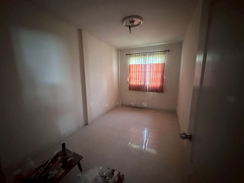 ทาวน์เฮาส์ ประภัสสร กรีนปาร์ค บ่อวิน หลังโรบินสัน บ่อวิน พื้นที่ 30 ตร.วา. หลังหัวมุม, ชลบุรี, บ่อวิน, ศรีราชา, ชลบุรี, 96 ตร.ม., ทาวน์เฮ้าส์ ขาย, โดย คุณป่าน, 500177927 - DDproperty.com