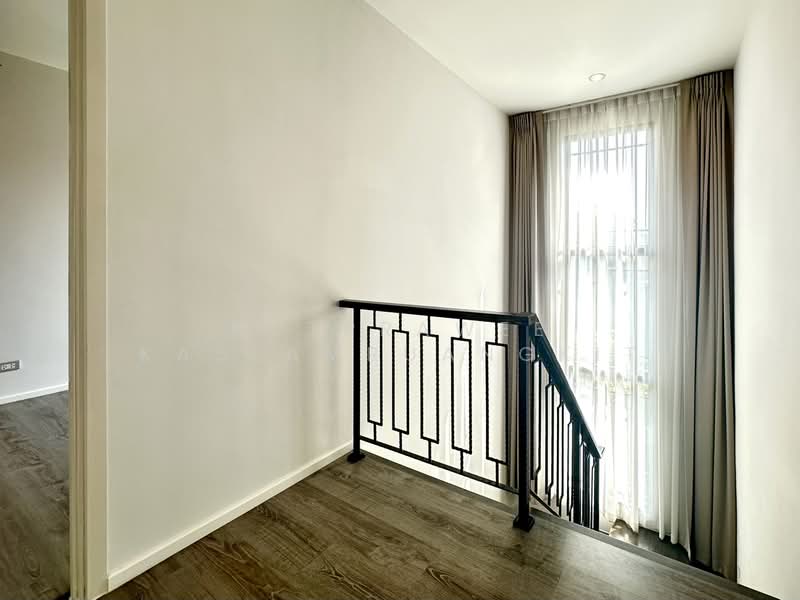 The Sonne Srinakarin-Bangna, Bangkok, Soi Chumchon Mahat Thai 3, Bangna-Trad Road, Dok Mai, Prawet, Bangkok, 4 Bedrooms, 245 sqm, Single Detached House For Sale, by Nutprawee Kaseamruangkit, 500177936 - DDproperty.com