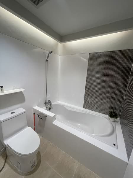 The Roof Garden Onnut, Bangkok, 697 Soi Sukhumvit 50, Phra Kanong, Khlong Toei, Bangkok, 1 Bedroom, 62 sqm, Condo For Rent, by Oraya Fortney, 500177949 - DDproperty.com