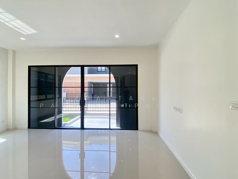 Crown Estate Dulwich Road : คราวน์ เอสเตท ดัลลิช โร๊ด, ภูเก็ต, เกาะแก้ว, เมืองภูเก็ต, ภูเก็ต, 184 ตร.ม., บ้านเดี่ยว ขาย, โดย Prattana Parainkitpaisal, 500177968 - DDproperty.com