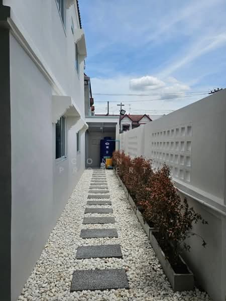 Jitnarong 21, Bangkok, Nong Kham, Nong Khaem, Bangkok, 2 Bedrooms, 110 sqm, Townhouse For Sale, by Connex Property, 500177985 - DDproperty.com