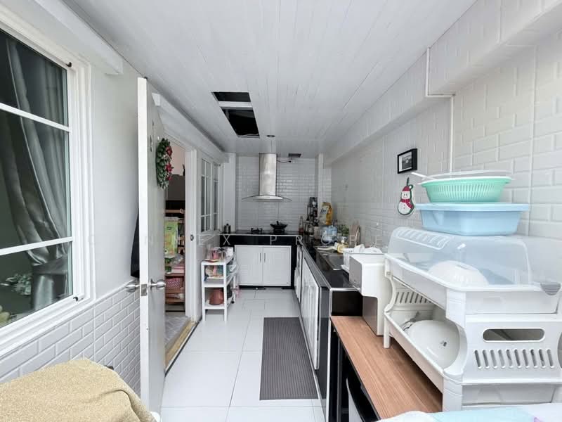 Golden Town Bangkhae, Bangkok, Soi Kanchanaphisek 5/1, Lak Song, Bang Khae, Bangkok, 4 Bedrooms, 21 sqm, Townhouse For Sale, by Connex Property, 500178003 - DDproperty.com