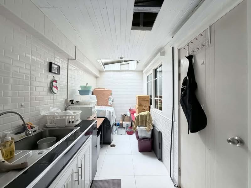 Golden Town Bangkhae, Bangkok, Soi Kanchanaphisek 5/1, Lak Song, Bang Khae, Bangkok, 4 Bedrooms, 21 sqm, Townhouse For Sale, by Connex Property, 500178003 - DDproperty.com