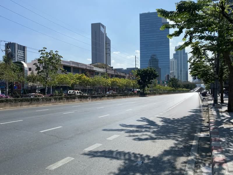 ตึก 6 ชั้น MRT สามย่าน พระราม4 สะพานเหลือง จุฬา, กรุงเทพ, พระรามที่4, มหาพฤฒาราม, บางรัก, กรุงเทพ, 450 ตร.ม., ตึกแถว-อาคารพาณิชย์ ขาย, โดย วิลาสินี เศรษฐกุล, 500178006 - DDproperty.com