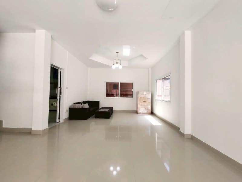 หมู่บ้านเฟื่องฟ้าวิลล่า 9 เฟส 4, Samut Prakan, เทพารักษ์, Phreak Sa Mai, Muang Samut Prakarn, Samut Prakan, 3 Bedrooms, 140 sqm, Single Detached House For Sale, by ปุณณภา นารานนทชัย, 500178017 - DDproperty.com