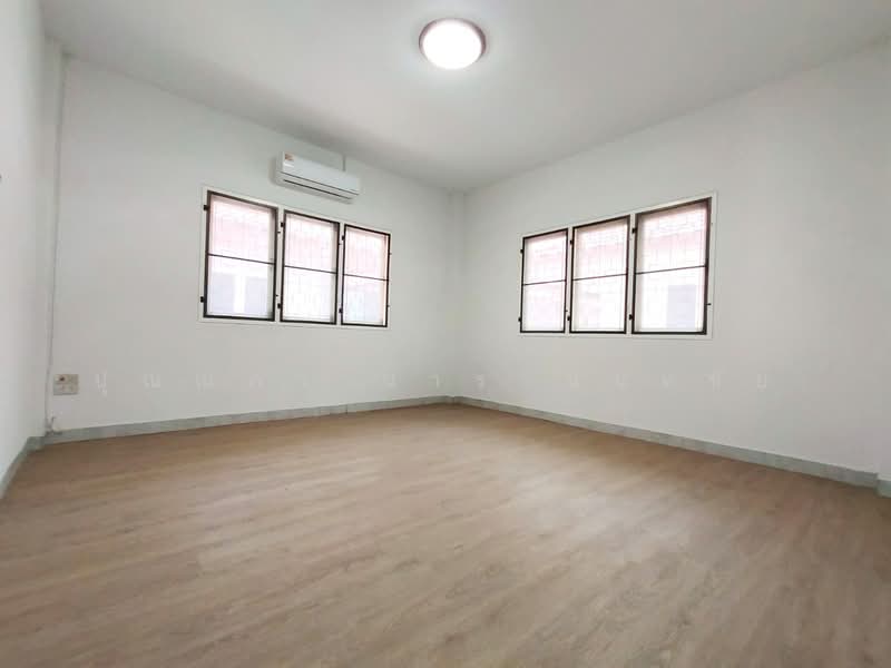 หมู่บ้านเฟื่องฟ้าวิลล่า 9 เฟส 4, สมุทรปราการ, เทพารักษ์, แพรกษาใหม่, เมืองสมุทรปราการ, สมุทรปราการ, 140 ตร.ม., บ้านเดี่ยว ขาย, โดย ปุณณภา นารานนทชัย, 500178017 - DDproperty.com