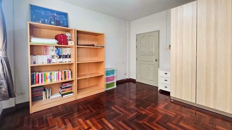 Ketnuti Chermine Village Lat Phrao 87, Bangkok, ลาดพร้าว 87, Khlong Chan, Bang Kapi, Bangkok, 6 Bedrooms, 250 sqm, Townhouse For Sale, by พิสุทธิ์ ปัญจนันท, 500178045 - DDproperty.com