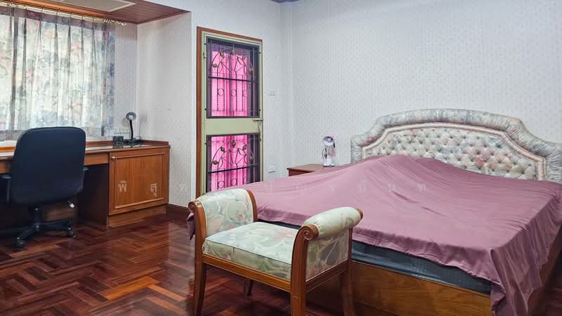 Ketnuti Chermine Village Lat Phrao 87, Bangkok, ลาดพร้าว 87, Khlong Chan, Bang Kapi, Bangkok, 6 Bedrooms, 250 sqm, Townhouse For Sale, by พิสุทธิ์ ปัญจนันท, 500178045 - DDproperty.com