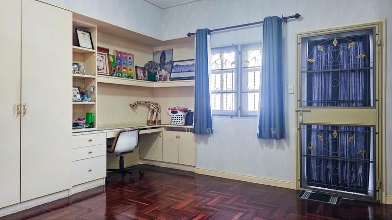 Ketnuti Chermine Village Lat Phrao 87, Bangkok, ลาดพร้าว 87, Khlong Chan, Bang Kapi, Bangkok, 6 Bedrooms, 250 sqm, Townhouse For Sale, by พิสุทธิ์ ปัญจนันท, 500178045 - DDproperty.com