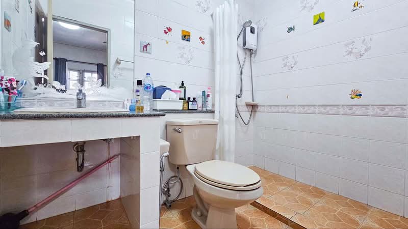 Ketnuti Chermine Village Lat Phrao 87, Bangkok, ลาดพร้าว 87, Khlong Chan, Bang Kapi, Bangkok, 6 Bedrooms, 250 sqm, Townhouse For Sale, by พิสุทธิ์ ปัญจนันท, 500178045 - DDproperty.com