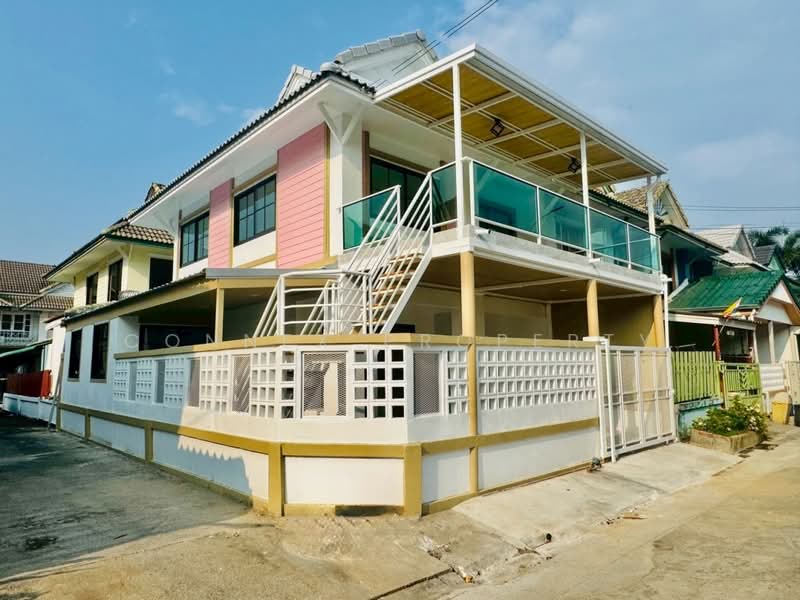 บ้านพฤกษา ลาดกระบัง ฉลองกรุง (Baanpruksa Latkrabang Chalongkrung), กรุงเทพ, Soi Sangkha Pracha, ลำผักชี, หนองจอก, กรุงเทพ, 125 ตร.ม., ทาวน์เฮ้าส์ ขาย, โดย Connex Property, 500178046 - DDproperty.com