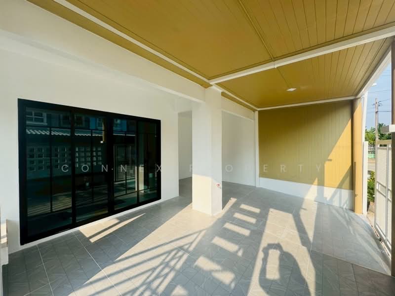 Baanpruksa Latkrabang Chalongkrung, Bangkok, Soi Sangkha Pracha, Lam Phak Chi, Nong Chok, Bangkok, 4 Bedrooms, 125 sqm, Townhouse For Sale, by Connex Property, 500178046 - DDproperty.com