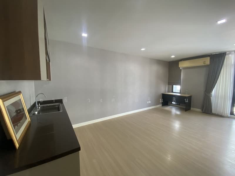 Plex Bangna, Samut Prakan, 90/239 Burapha Withi Expressway, Bang Kaeo, Bang Plee, Samut Prakan, 3 Bedrooms, 190 sqm, Townhouse For Rent, by Charlie wongsermsin, 500178050 - DDproperty.com