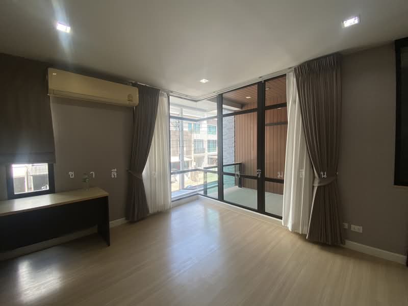 Plex Bangna, Samut Prakan, 90/239 Burapha Withi Expressway, Bang Kaeo, Bang Plee, Samut Prakan, 3 Bedrooms, 190 sqm, Townhouse For Rent, by Charlie wongsermsin, 500178050 - DDproperty.com