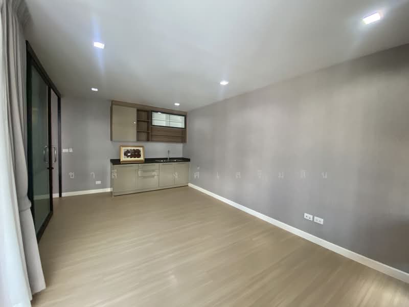 Plex Bangna, Samut Prakan, 90/239 Burapha Withi Expressway, Bang Kaeo, Bang Plee, Samut Prakan, 3 Bedrooms, 190 sqm, Townhouse For Rent, by Charlie wongsermsin, 500178050 - DDproperty.com