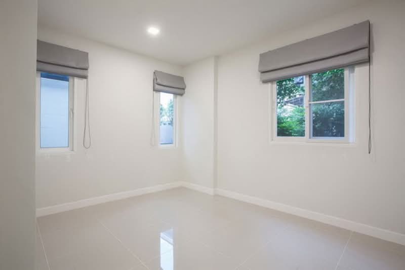 Casa Ville Watcharapon-Sukhapibarn 5, Bangkok, Sukhaphiban 5 Road, O-Ngoen, Sai Mai, Bangkok, 4 Bedrooms, 250 sqm, Single Detached House For Rent, by นัฐพงค์ มณีอัครเนตร, 500178062 - DDproperty.com