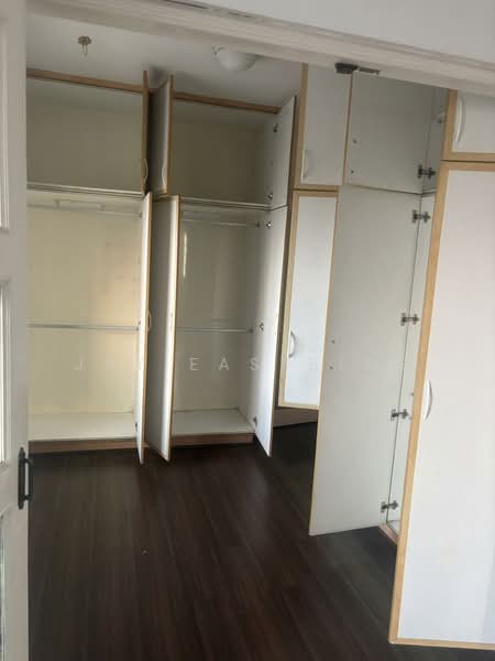 Baan Suanthon Ratchada, Bangkok, 60 Chuea Phloeng 2 Alley, Jom Phon, Chatuchak, Bangkok, 2 Bedrooms, 85 sqm, Condo For Sale, by Jay Eastblue, 500178065 - DDproperty.com