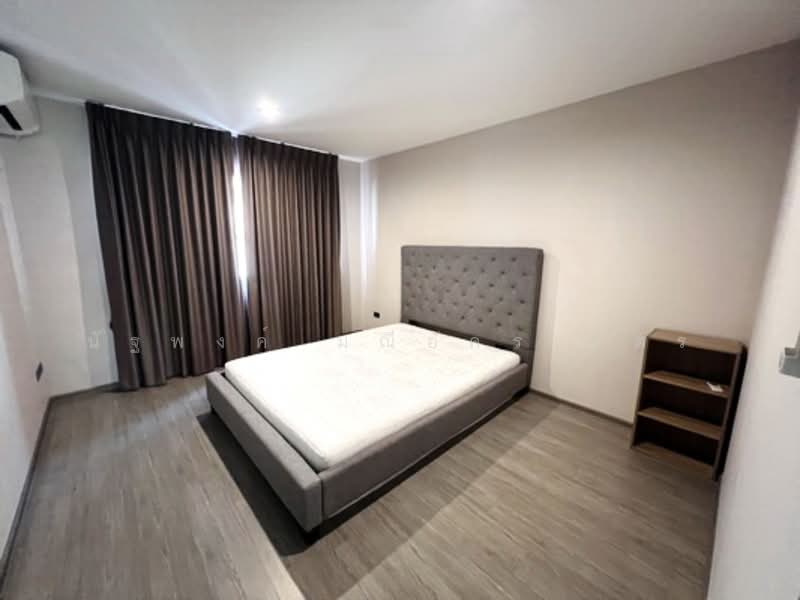 Landmark Ekamai-Ramindra, Bangkok, Sukhonthasawat Road, Lat Phrao, Lat Phrao, Bangkok, 3 Bedrooms, 200 sqm, Townhouse For Rent, by นัฐพงค์ มณีอัครเนตร, 500178072 - DDproperty.com