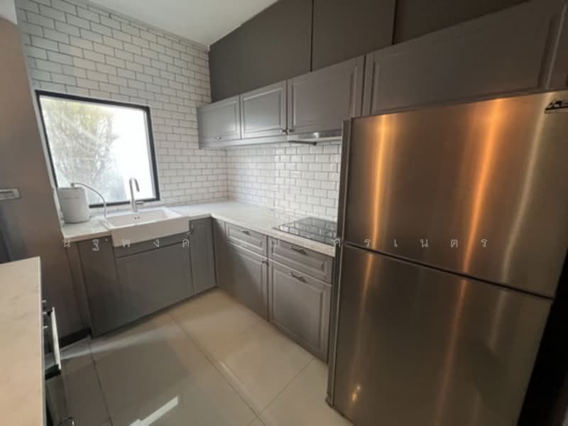 Landmark Ekamai-Ramindra, Bangkok, Sukhonthasawat Road, Lat Phrao, Lat Phrao, Bangkok, 3 Bedrooms, 200 sqm, Townhouse For Rent, by นัฐพงค์ มณีอัครเนตร, 500178072 - DDproperty.com