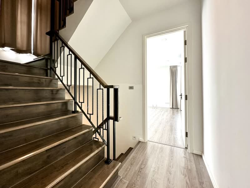 The Sonne Srinakarin-Bangna, Bangkok, Soi Chumchon Mahat Thai 3, Bangna-Trad Road, Dok Mai, Prawet, Bangkok, 4 Bedrooms, 245 sqm, Single Detached House For Sale, by Metas M, 500178073 - DDproperty.com