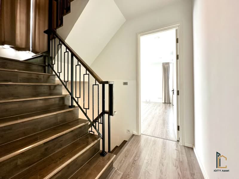 The Sonne Srinakarin-Bangna, Bangkok, Soi Chumchon Mahat Thai 3, Bangna-Trad Road, Dok Mai, Prawet, Bangkok, 4 Bedrooms, 245 sqm, Single Detached House For Sale, by Metas M, 500178073 - DDproperty.com