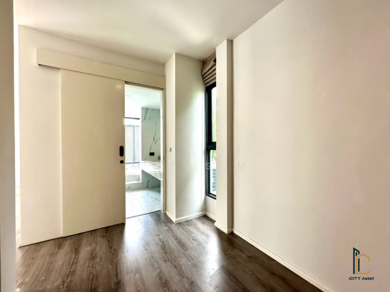 The Sonne Srinakarin-Bangna, Bangkok, Soi Chumchon Mahat Thai 3, Bangna-Trad Road, Dok Mai, Prawet, Bangkok, 4 Bedrooms, 245 sqm, Single Detached House For Sale, by Metas M, 500178073 - DDproperty.com