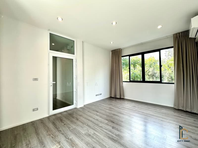 The Sonne Srinakarin-Bangna, Bangkok, Soi Chumchon Mahat Thai 3, Bangna-Trad Road, Dok Mai, Prawet, Bangkok, 4 Bedrooms, 245 sqm, Single Detached House For Sale, by Metas M, 500178073 - DDproperty.com