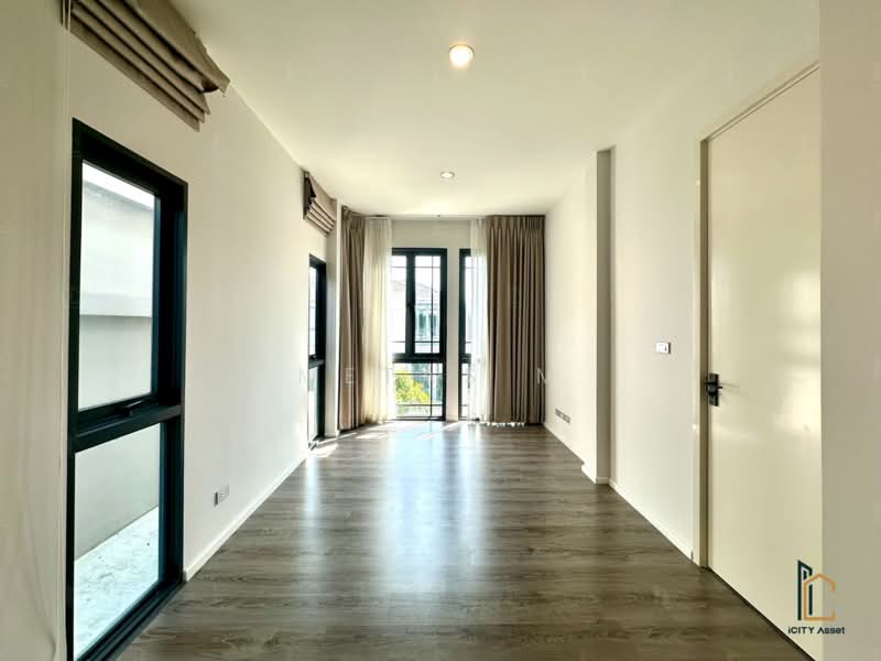 The Sonne Srinakarin-Bangna, Bangkok, Soi Chumchon Mahat Thai 3, Bangna-Trad Road, Dok Mai, Prawet, Bangkok, 4 Bedrooms, 245 sqm, Single Detached House For Sale, by Metas M, 500178073 - DDproperty.com